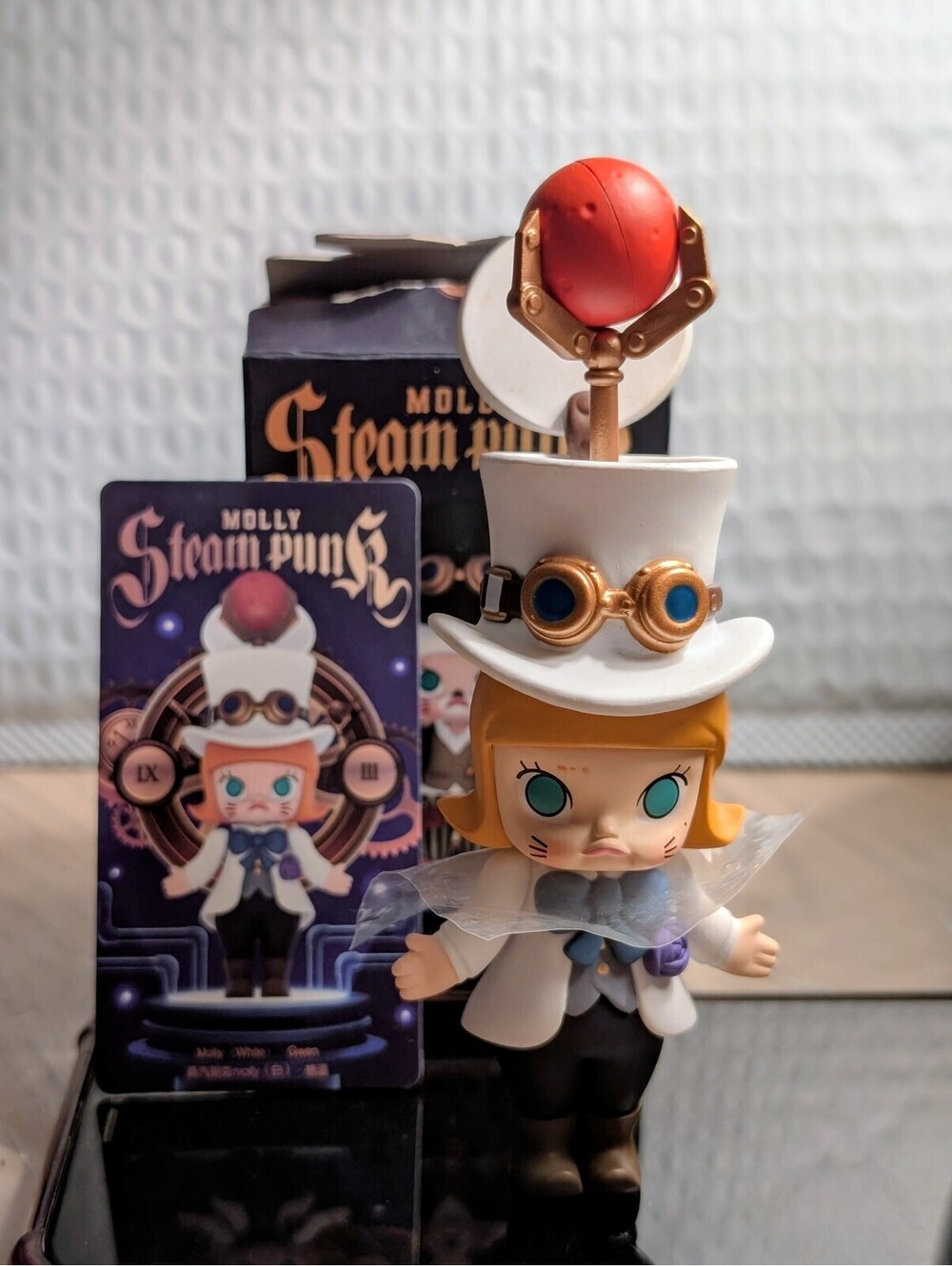 Pop Mart Steam Punk Molly series White Gwen figure